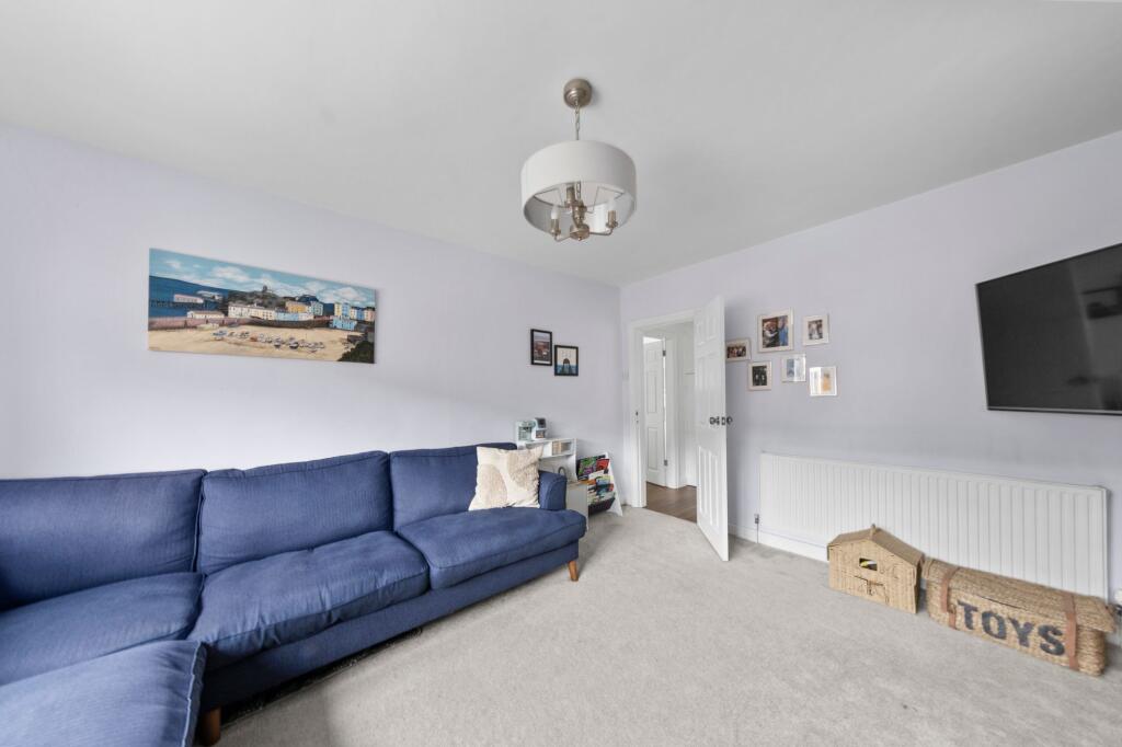 House in Warrington, Greystone Heath, Penketh - View 4