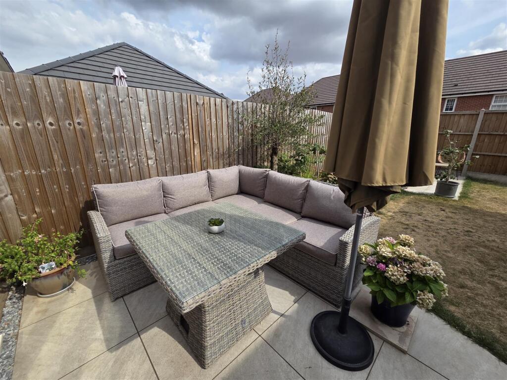 Main image of property: Hewers Way, Edwinstowe, Mansfield