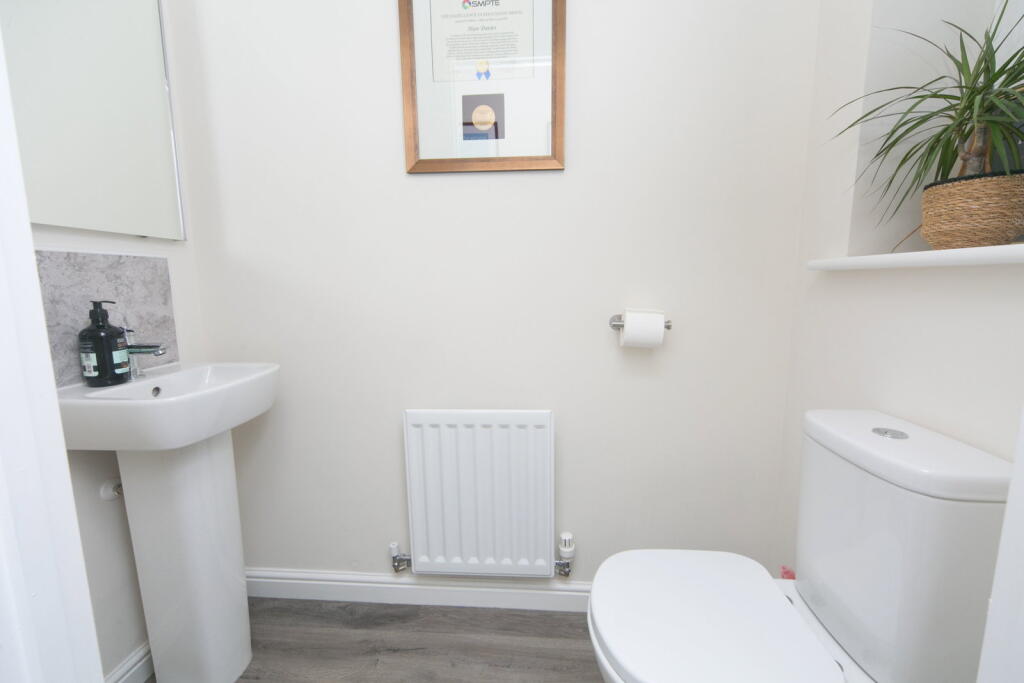 Plas Hesketh, Abergele, Conwy, LL22 photo 4