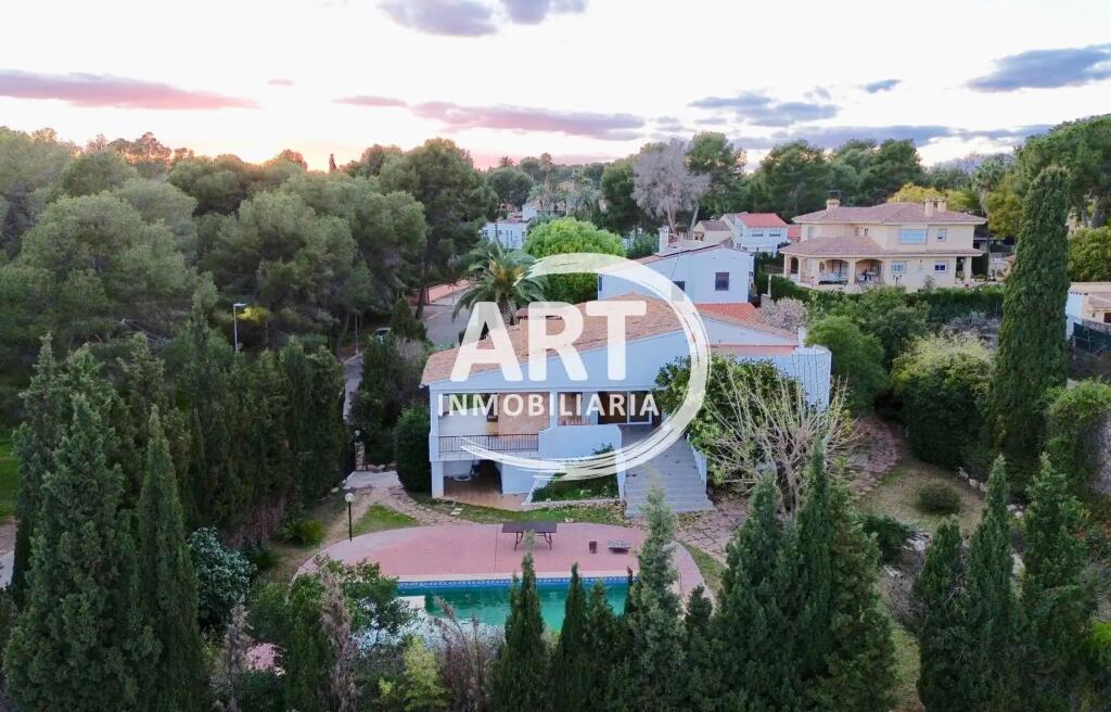 Main image of property: Valencia, Valencia, L`Eliana