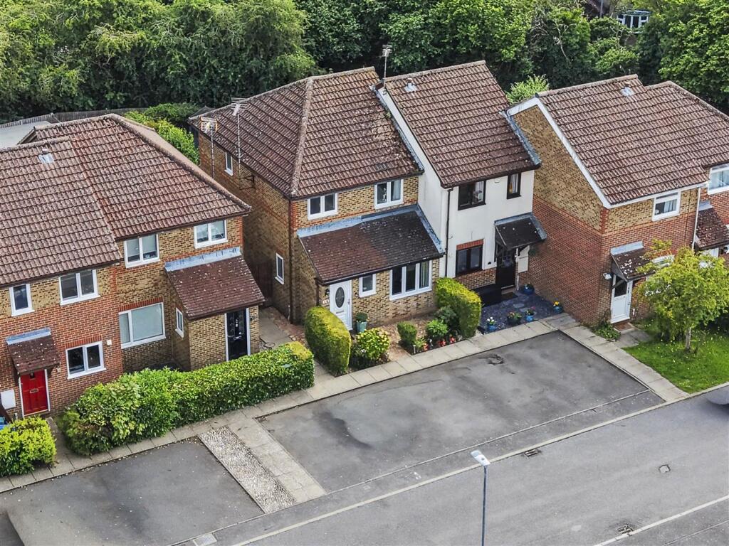 Main image of property: Middlesborough Close, Stevenage