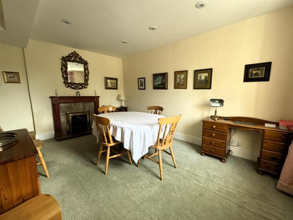 House in Exeter - View 5