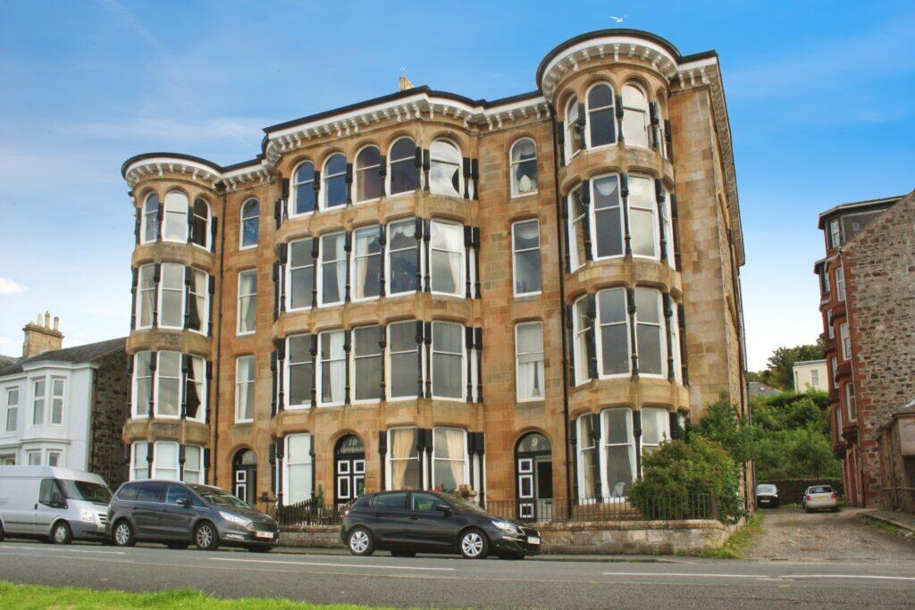 Main image of property: 3/1, Glenfaulds, 10 Mountstuart Road