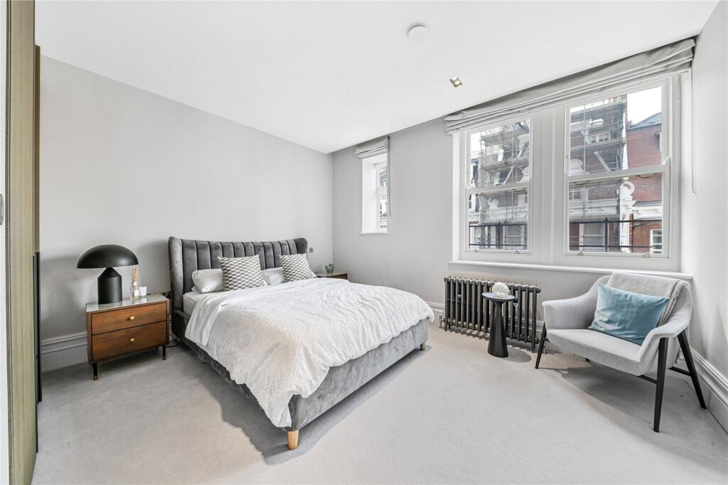 Apartment in London, South Kensington - View 2