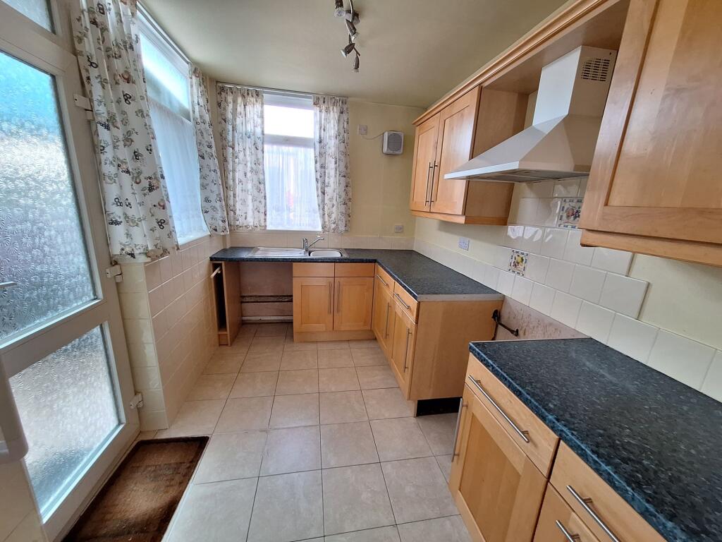 Chelveston Road, Coundon, Coventry, CV6 1PG photo 4