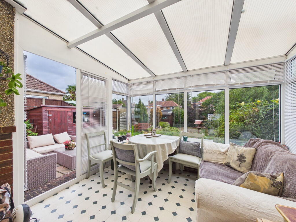 House in Worthing, West Sussex - More