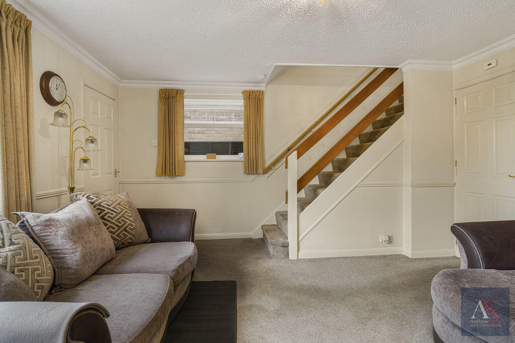 House in Rochdale, Bottom o' th' Brow - View 5