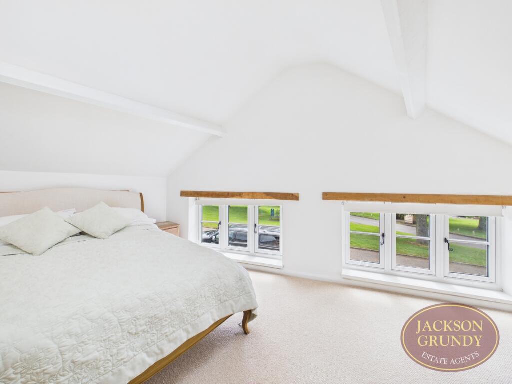 The Green, Newnham, NN11 3HB - View 4