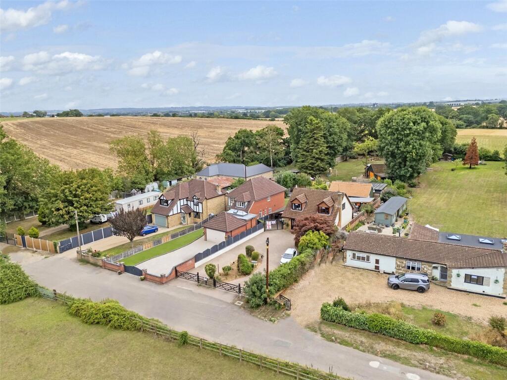 Southlands Road, Crays Hill, CM11 – pohled 3