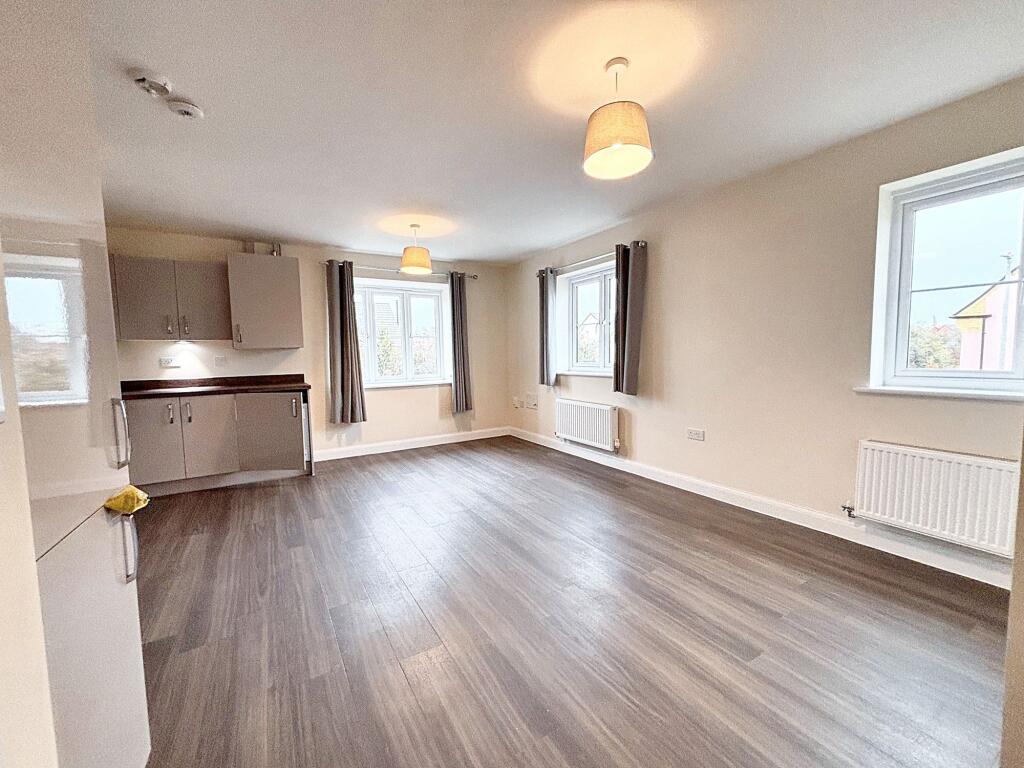 Apartment in Thornbury, Lower Morton - More