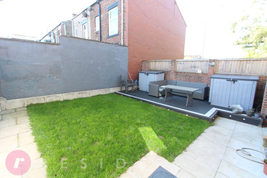 House in Oldham - View 4
