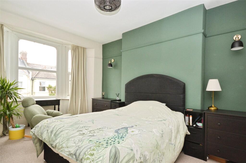 House in Plymouth - View 5