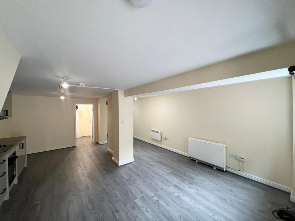 Main image of property: 18A Melton Road, LE4 5EA