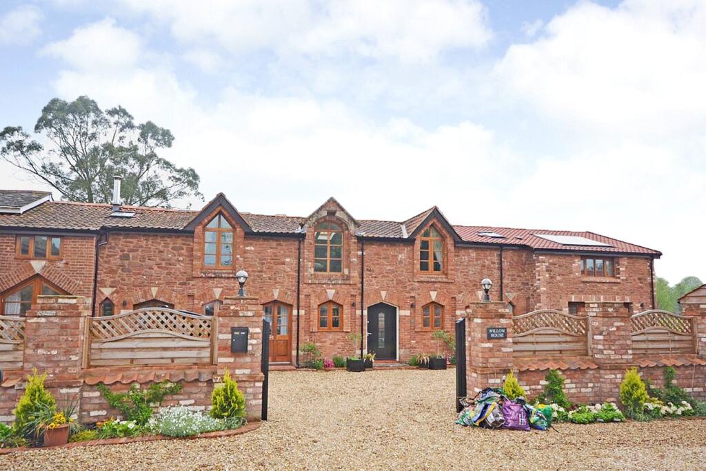Broadclyst, Exeter