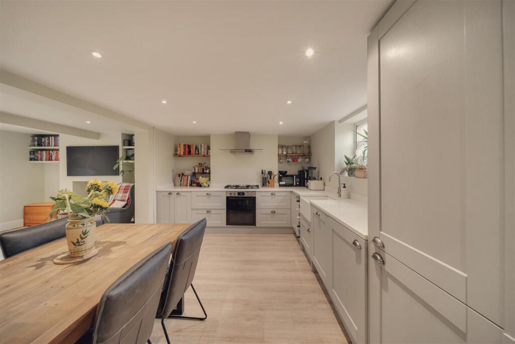 House in Ipswich - View 5