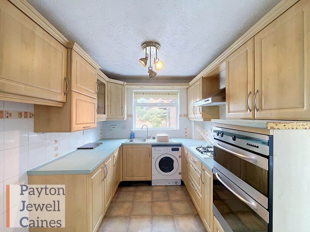 House in Bridgend - View 4