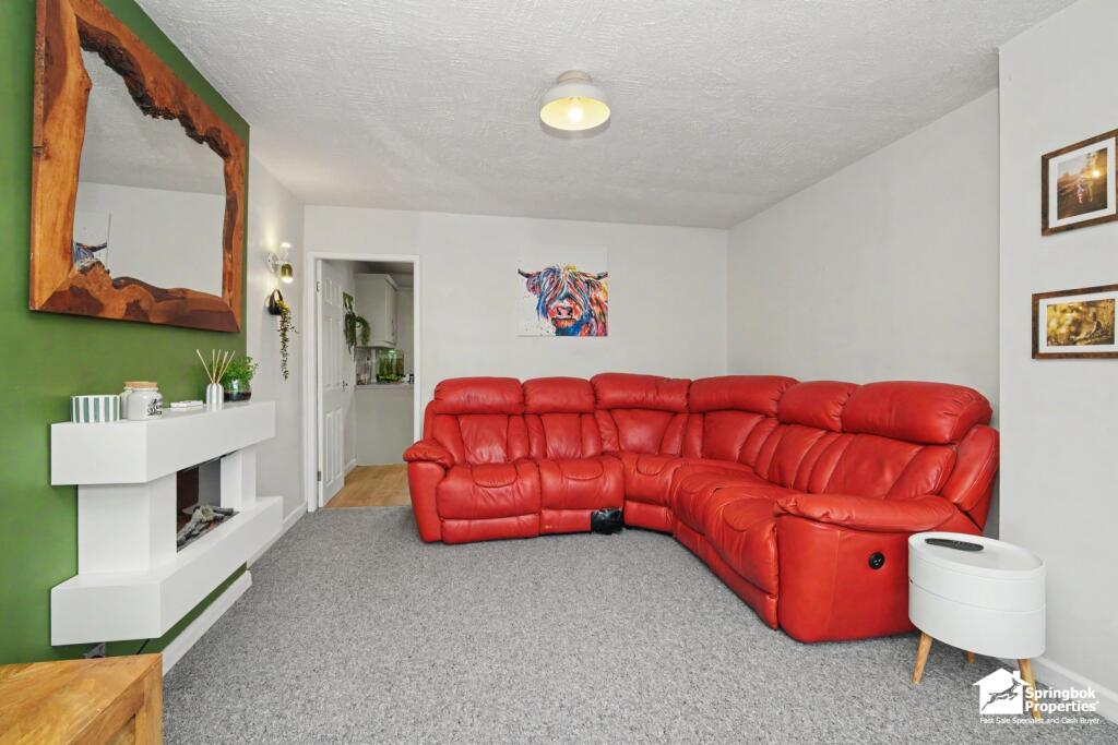 House in Bolton, Westhoughton - View 3