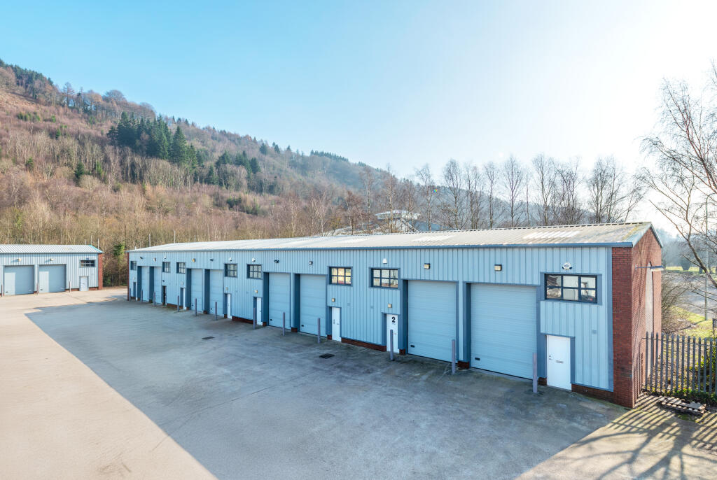 Cwm Cynon BP_terrace_external.jpg