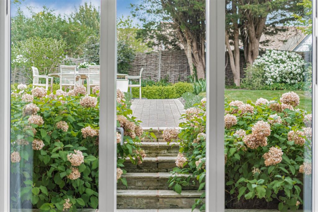 House in South Cambridgeshire, Fowlmere - View 4