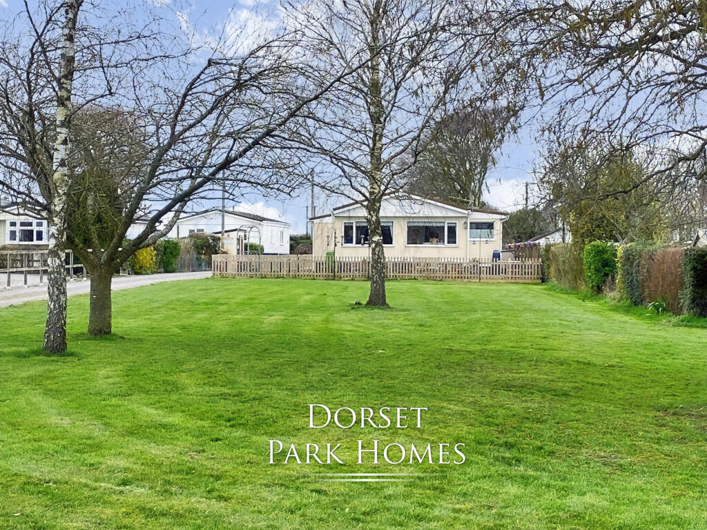 2-bed caravan on Birdbush Park, Birdbush, Ludwell, Shaftesbury, Dorset, £159,950