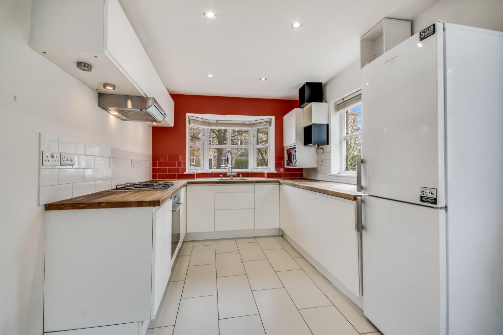 Main image of property: The Meades, Chelmsford