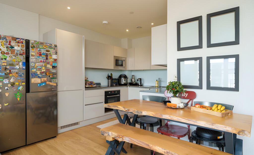 Apartment in London - View 4