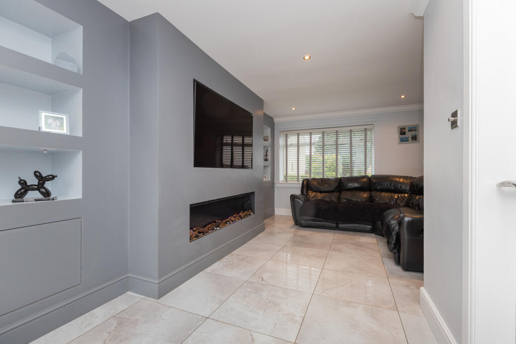 House in Paisley - View 3