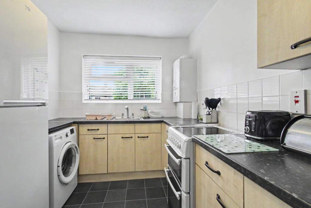 Apartment in London - View 3