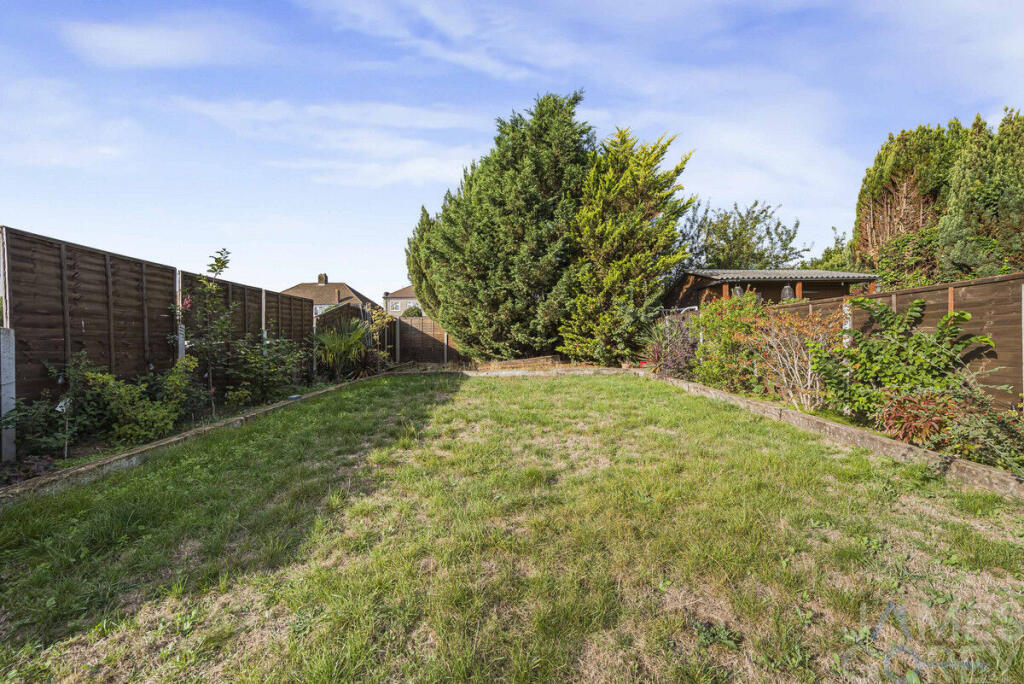 House in Dartford - View 4