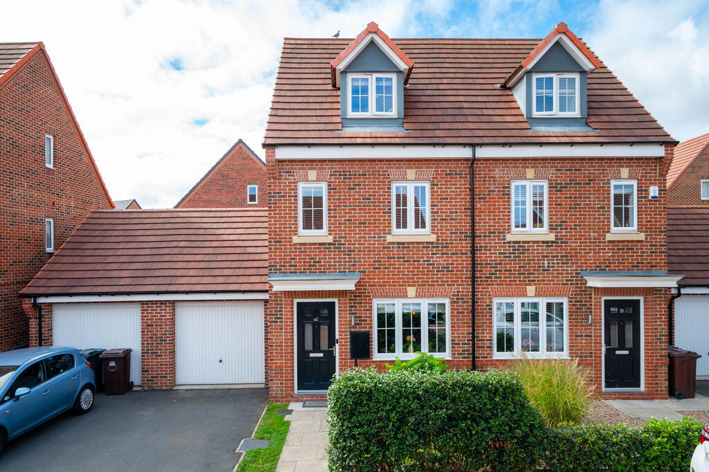 3-bed semi-detached on Colwick Way, Norton Lees, Sheffield , £330,000