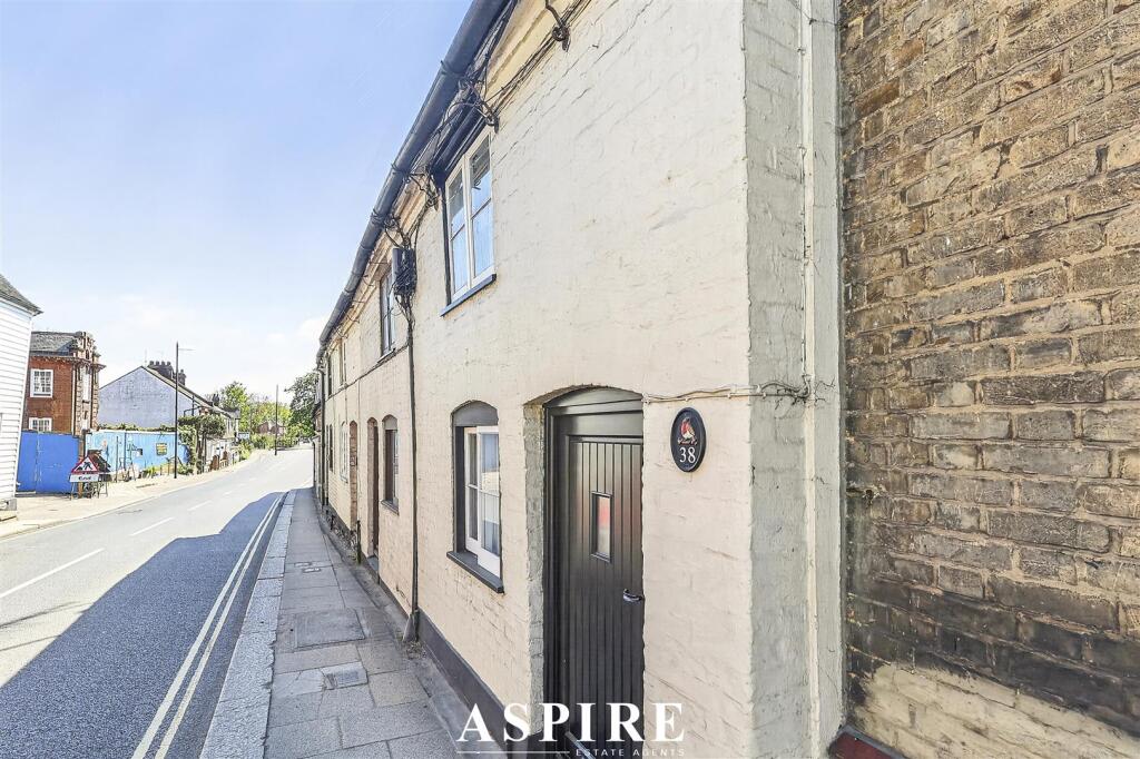 Main image of property: South St, Rochford