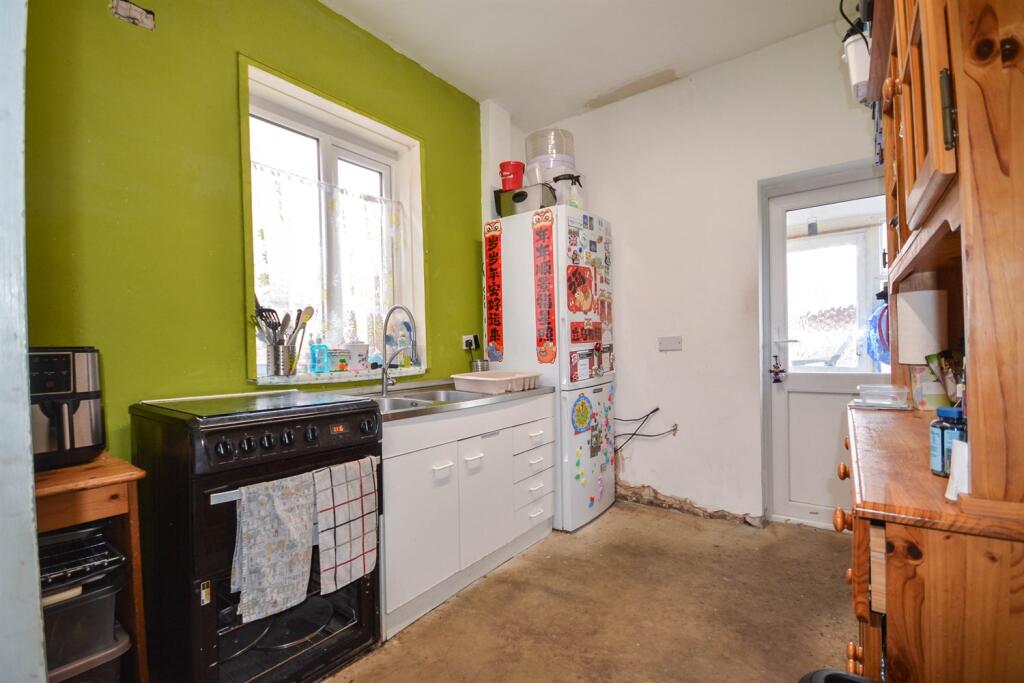 Wansbeck Road, Jarrow photo 4