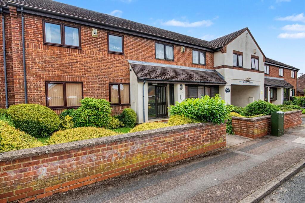 Apartment in Northampton, Semilong