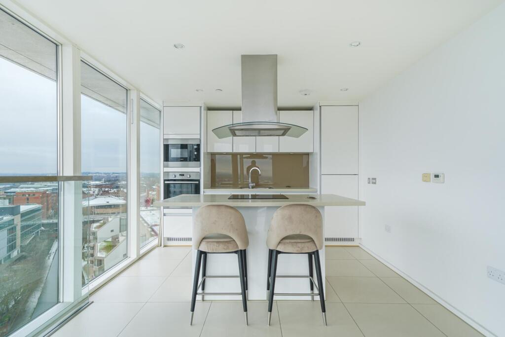 Apartment in Nottingham, Lace Market, The Meadows - View 2