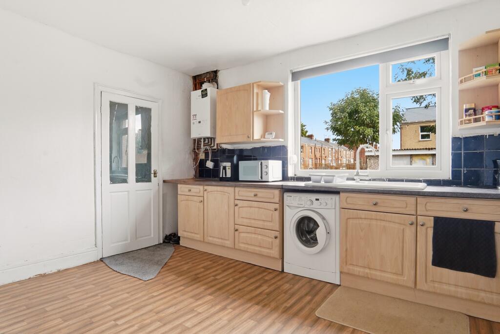 House in Doncaster, South Yorkshire - View 5