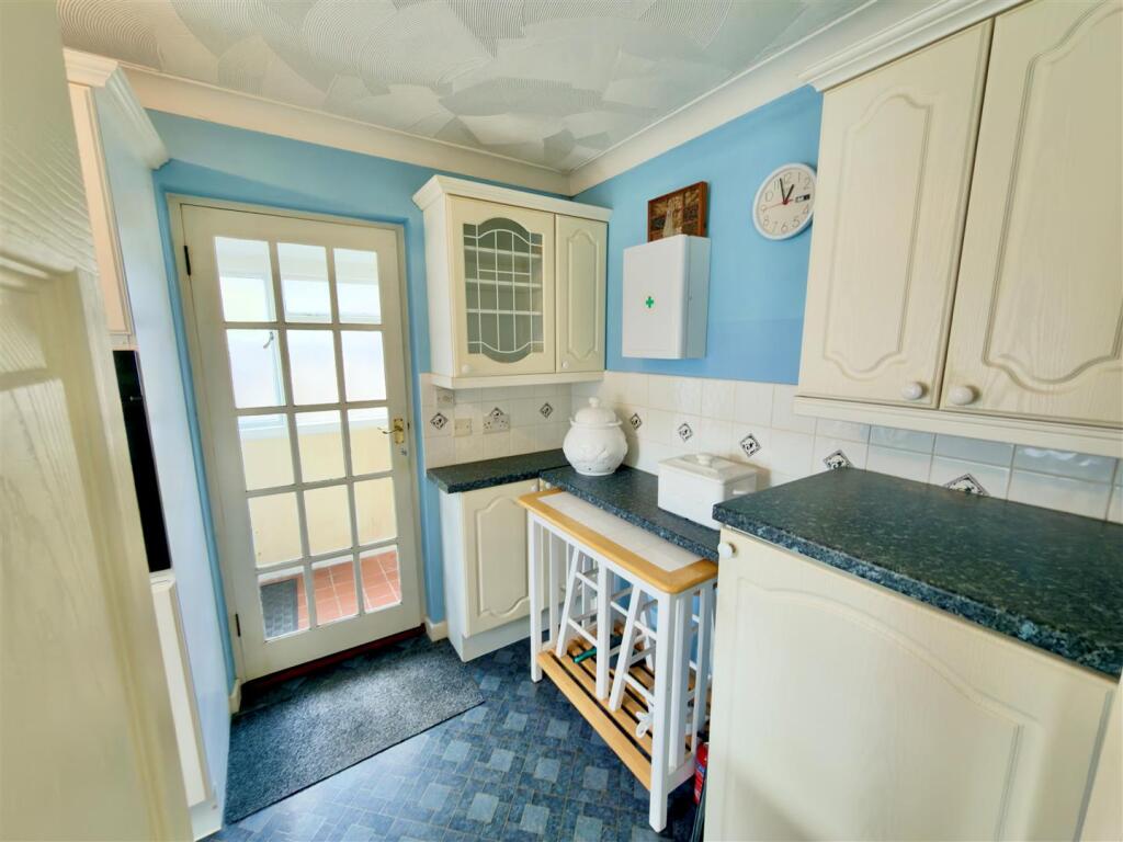 House in Portsmouth - View 5
