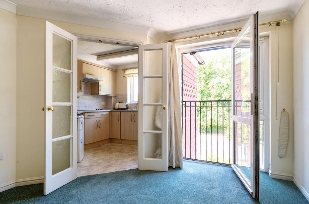 Apartment in Chichester - View 5