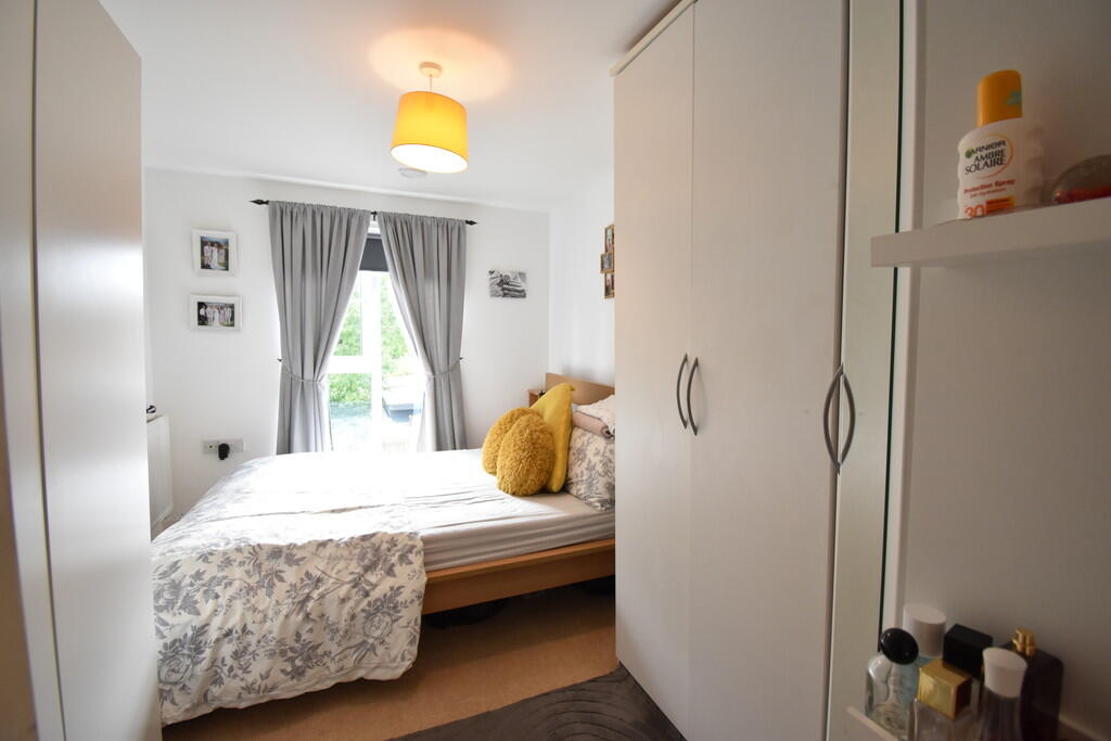 Apartment in Exeter - More