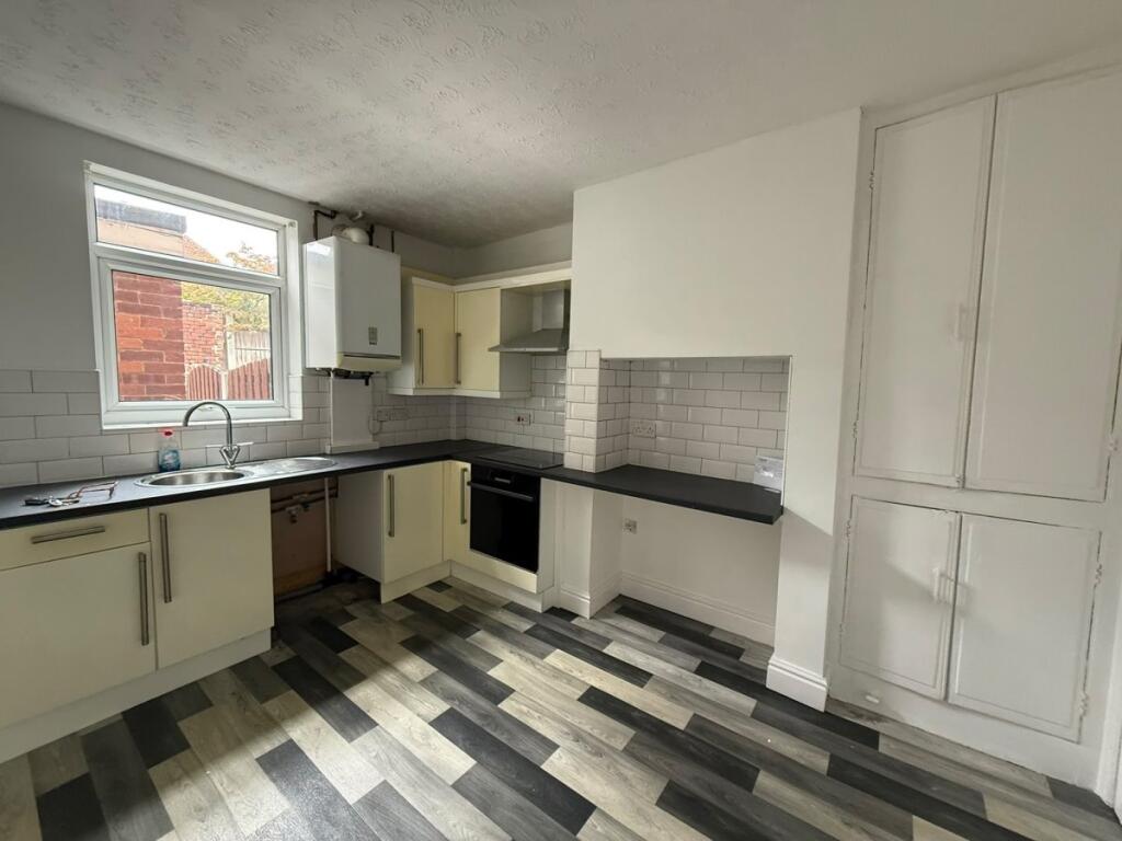 House in Rotherham, South Yorkshire - View 4