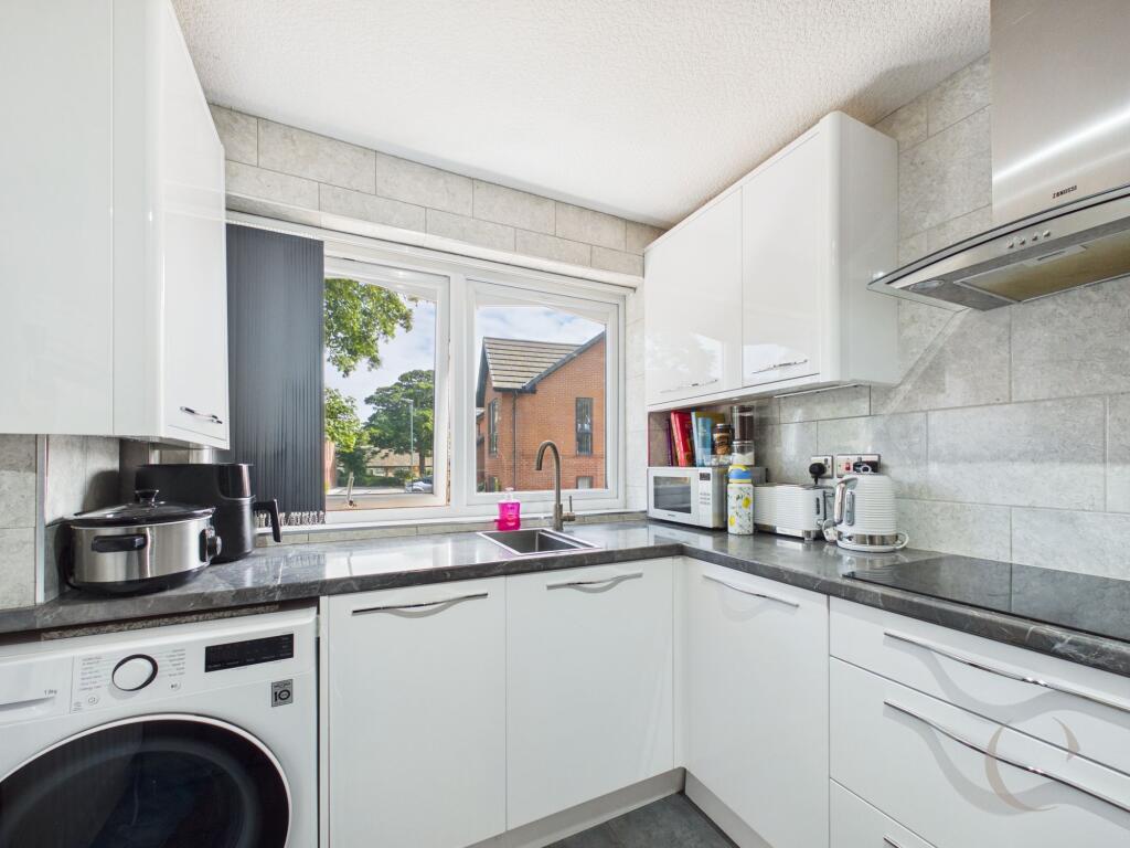 Apartment in South Tyneside, North East - More