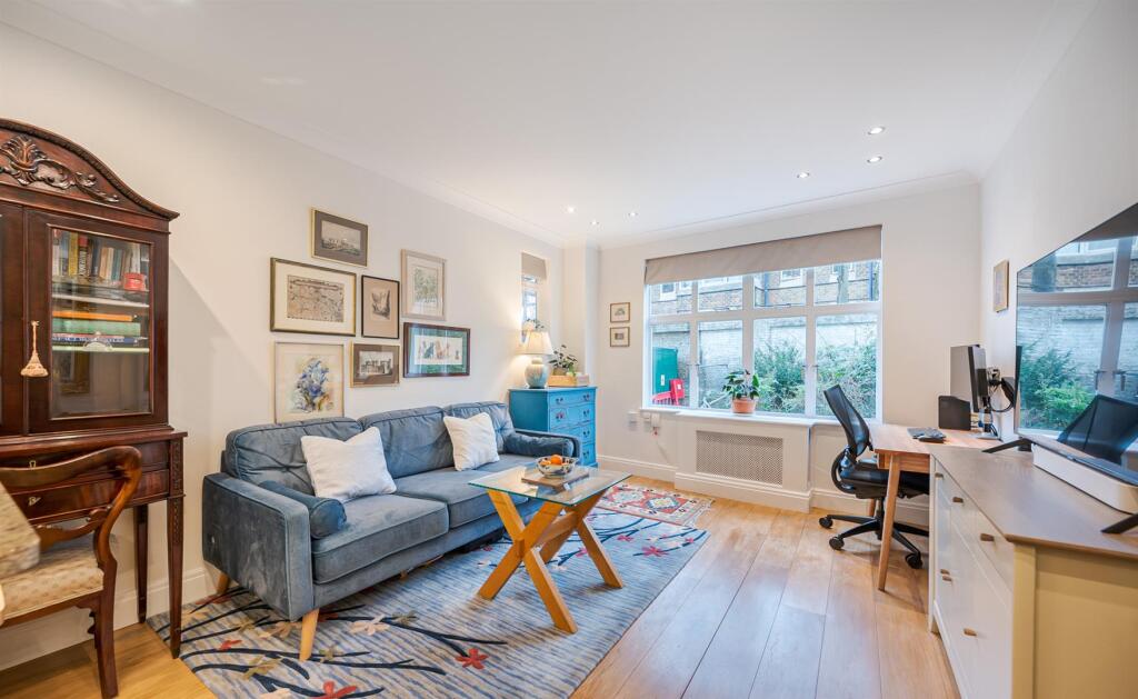 Apartment in London, Chelsea - View 4