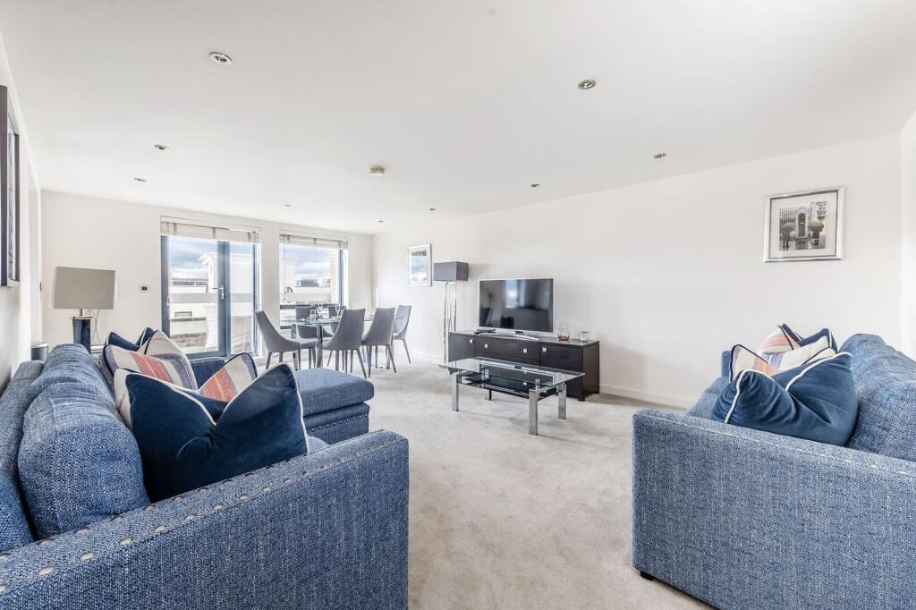 Apartment in London - View 2