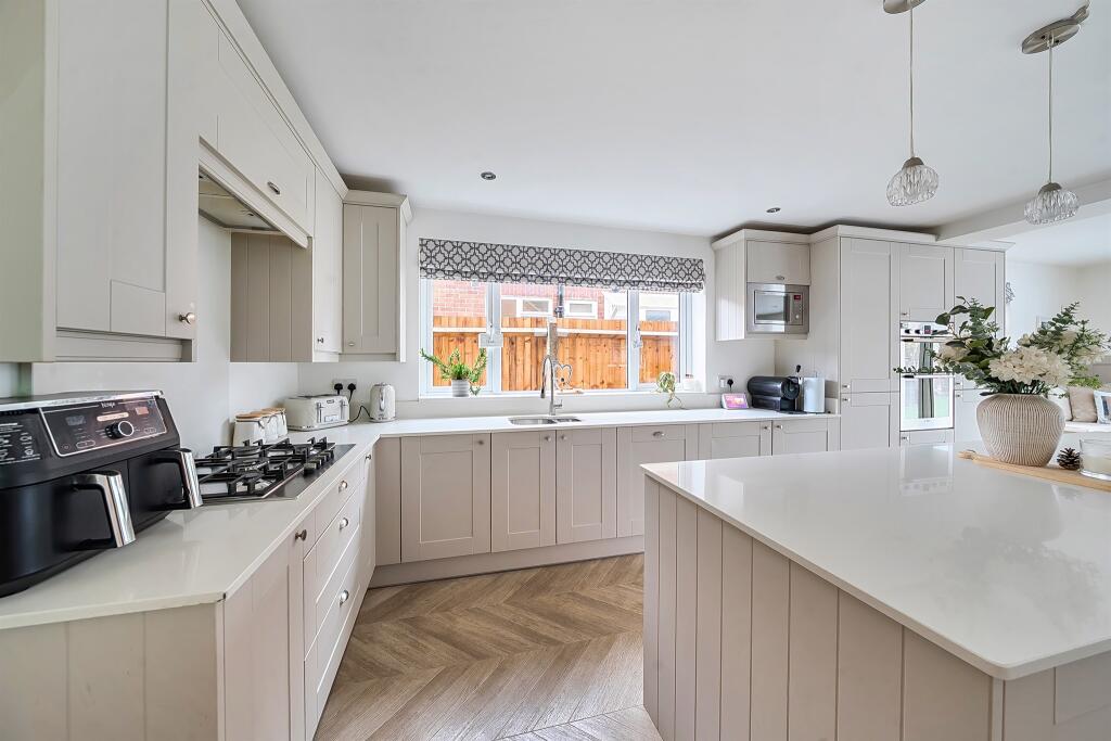 Additional image 4 of Jenkins Avenue, Bricket Wood, St. Albans