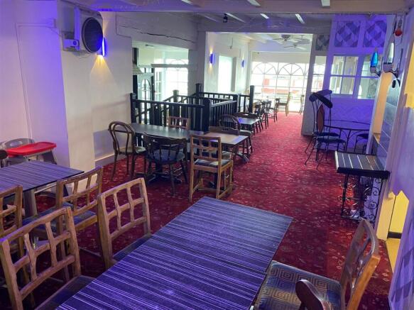internal restaurant area 3.jpg