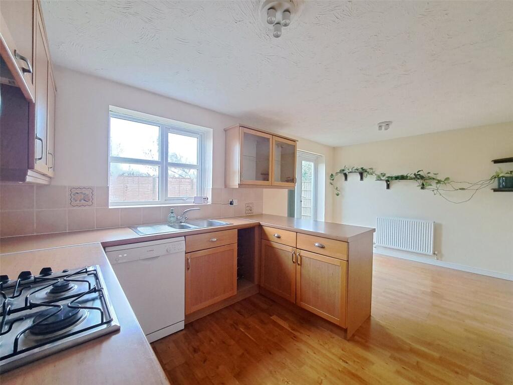 Bathurst Close, Burnham-on-Sea, Somerset, TA8 - View 5
