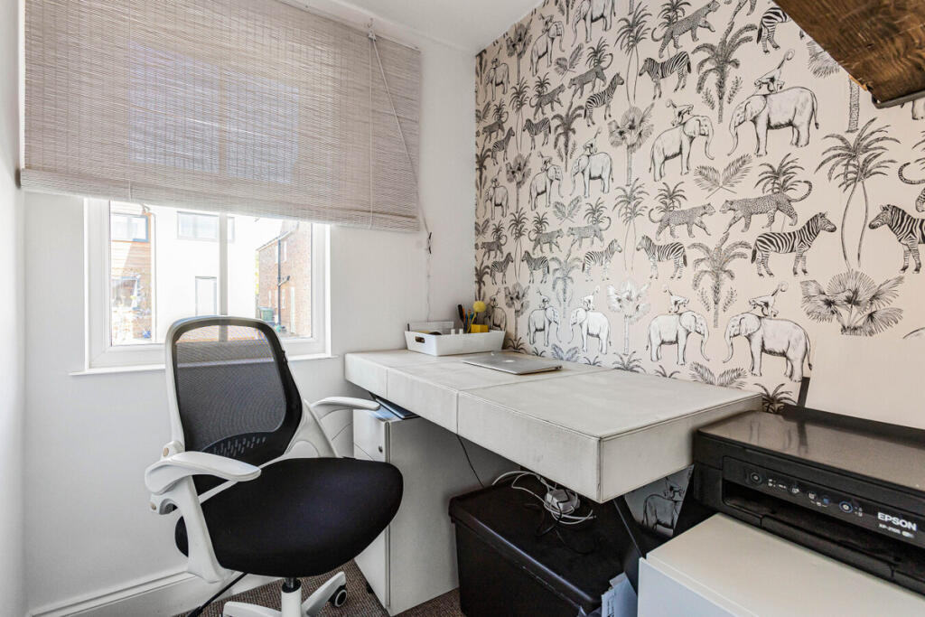 Additional image 24 of Salisbury Road, Harpenden, AL5