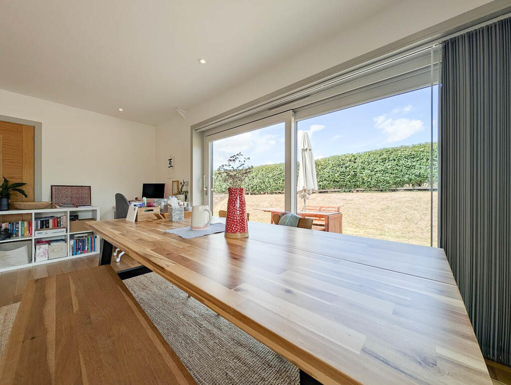 House in Stevenage - View 5