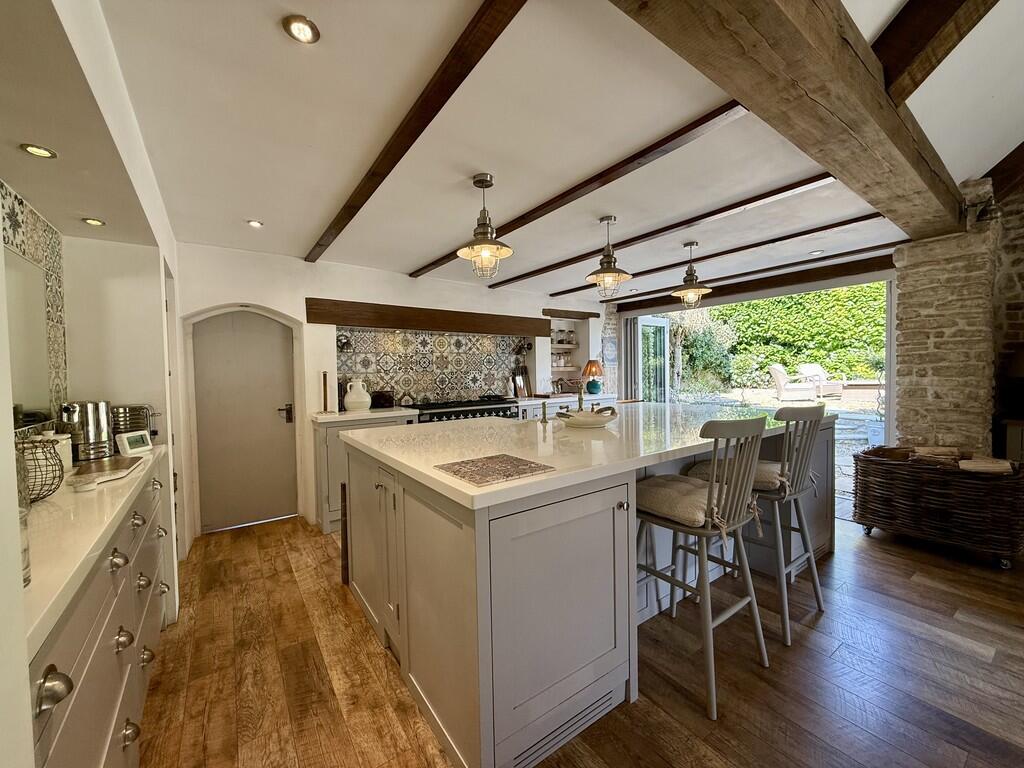 Additional image 2 of Clapton Lane Clapton