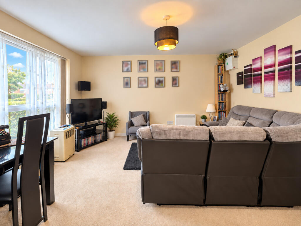 Apartment in Southend-on-Sea, Prittlewell - View 5