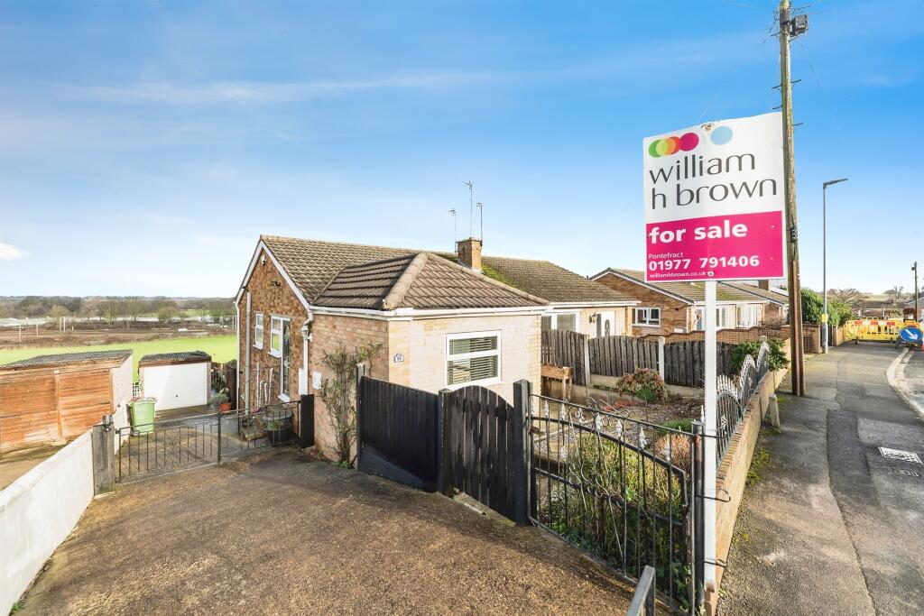 2-bed semi-detached on Springvale Rise, Hemsworth, Pontefract, £175,000
